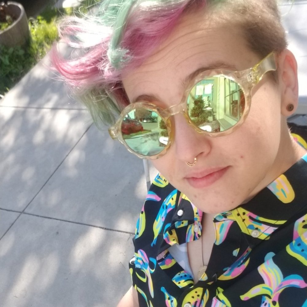 Meet your Posher, Ash